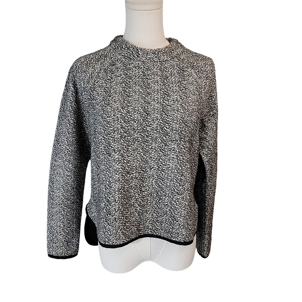 Zara W&B Women's‎ Textured Mock Neck Black & White Knit Pullover Top